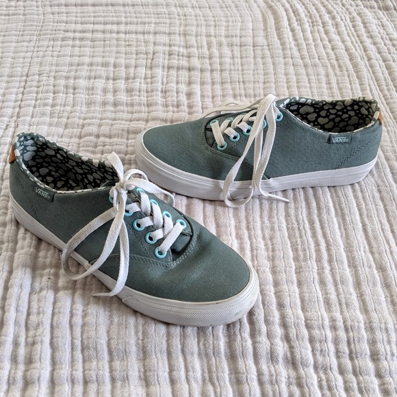 vans 235 vans 235